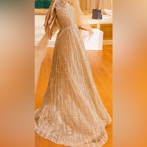 Gold Evening Gown - Picture 3 of 12